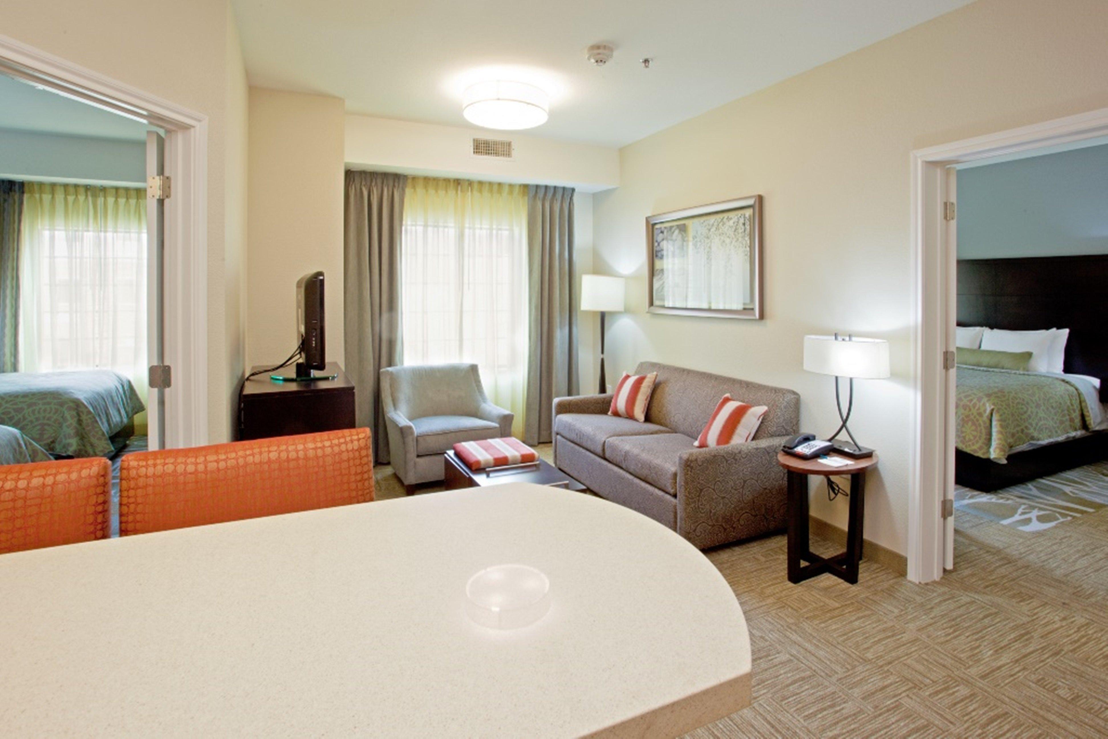 Staybridge Suites Dearborn By Ihg Exterior foto